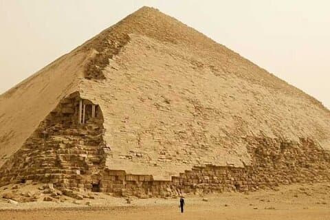 Memphis, Sakkara og Dahshur pyramider