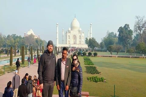 Excursion privée d'une journée au Taj Mahal en voiture depuis Delhi - Tout compris