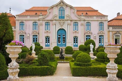 Privat 8 timmars rundtur i Sintra, Cascais och Queluz Palace
