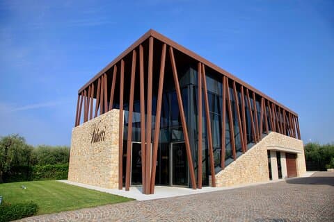 Wine tasting in Bardolino