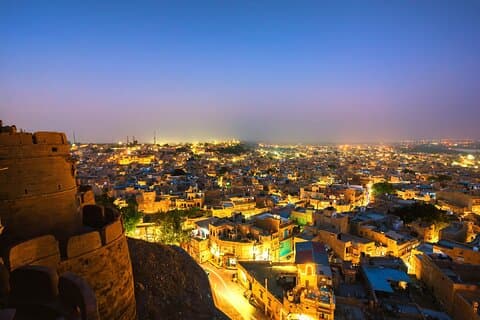 Découvrez Jaisalmer la nuit (visite guidée à pied de 2 heures)