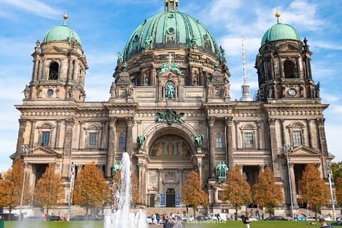 Berlino per famiglie con biglietti Spy Museum: tour privato