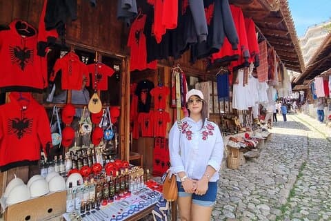 Vandring till Gamti, Bovillasjön och Kruja Dagstur från Tirana