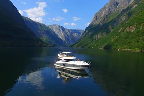 Privat båtkryssning i Flåm och Gudvangen, Nærøyfjord