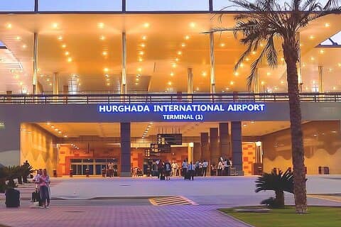 Transfert privé de l'aéroport aux hôtels du centre d'Hurghada