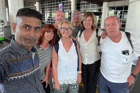 クアラルンプール空港の出発と到着の往復送迎