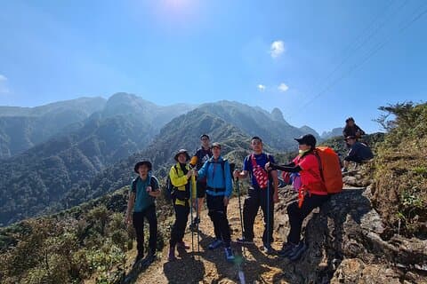 Conquista e trekking privati di Fansipan di 1 giorno