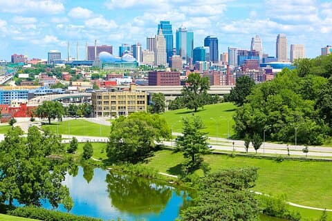Historic Kansas City Private Tour: Plazas to Parks
