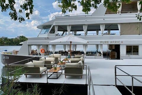 Zambezi Sundowner Cruise