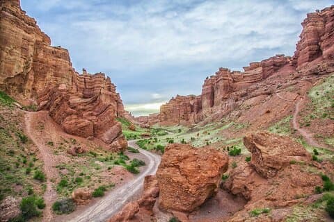 Recorrido por el cañón Charyn, Kolsay y los lagos Kaindy con recogida