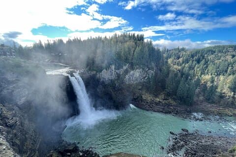 Snoqualmie Falls and Wineries Tour fra Seattle