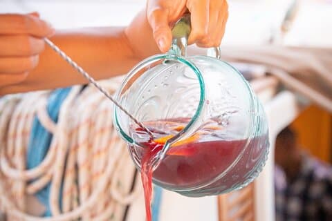 Barcelona Sailing Adventure med Sangria Workshop