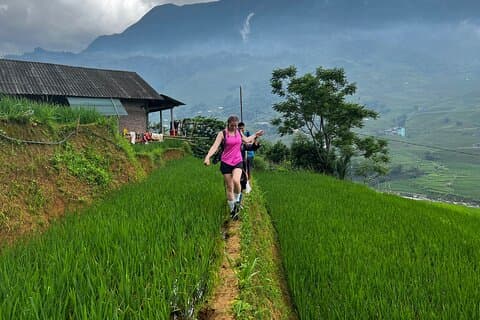 1 日のオーセンティク トレッキングとパノラマ バレーの景色