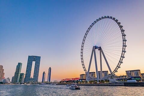 Colazione sullo straordinario yacht di lusso a Dubai