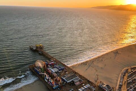 Hollywood tegn og kyst 35 - minut helikopter tur i Los Angeles