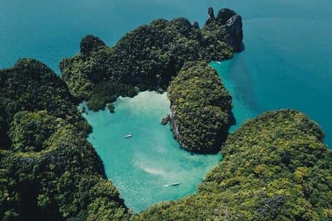 Koh Hong Lagune, Pakbia, Lading Islands von Longtail.