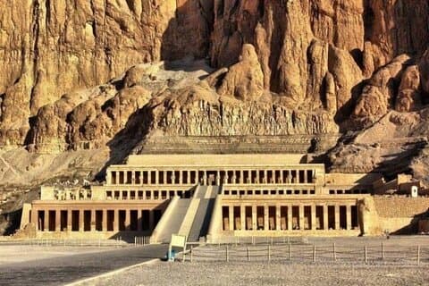 Private 5-Hours Historical and Cultural Tour in Luxor