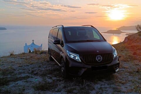 Santorini privétransfer van en naar de luchthaven