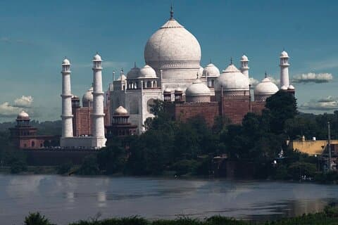 Ganztägige private Tour im Taj Mahal mit dem Gatiman-Expresszug