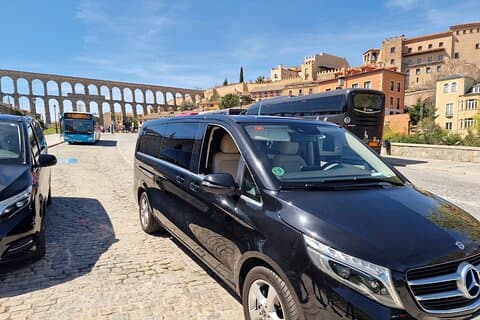 Tour privado de día completo: Salamanca, Ávila y Segovia desde Madrid