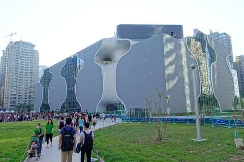 Rainbow Village, Gaomei Wetland and Wuqi Cultural Branch Day Tour