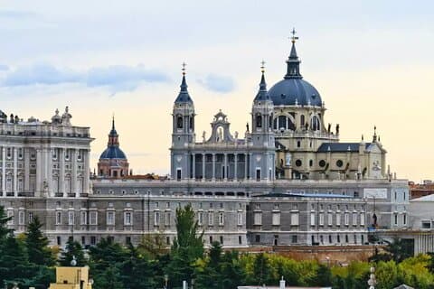 Madrid stadsrundtur med kungliga palatset och Toledo på 1 dag