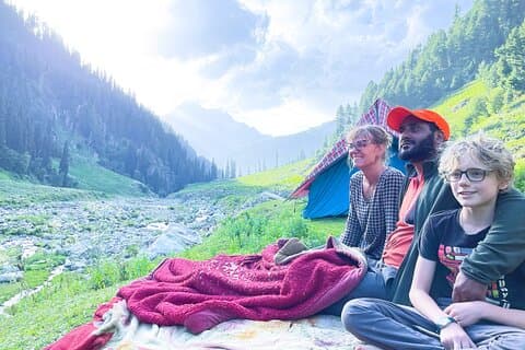 Hoteller i nærheden af Private Guided Kashmir Trek: Naranag to Marchoi & Dumail