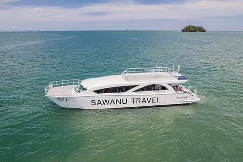 Phuket till Similan Island med Speed Catamaran Dagstur