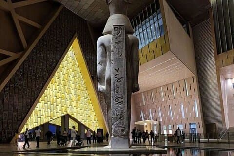 Private Tagestour: Pyramiden von Gizeh & Grand Egyptian Museum