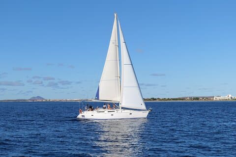 Expérience océanique d’une journée – Yacht privé Lucy