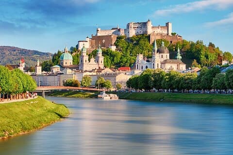 Salzburg Private Tagestour ab Wien mit Hotelabholung