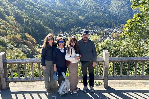 1-dages privat chartertur til Shirakawa-go og Takayama
