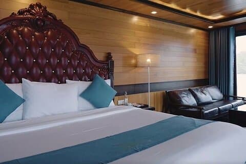Heldags privat tur med udforskning af Halong Bay fra krydstogt