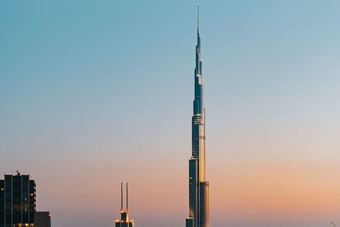 Vue sur Dubaï depuis le Burj Khalifa aux étages 124-125 et déjeuner ou dîner