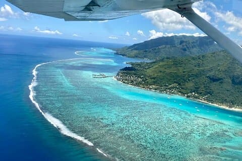 Tahiti: Full Day Tour with Private Flight EN Cessna (Moorea & Tahiti)