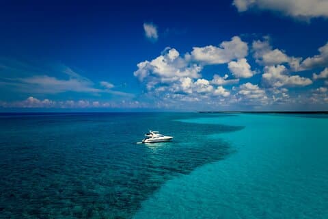 Tulum All Inclusive 4h – Luxury 58' Azimut Yacht