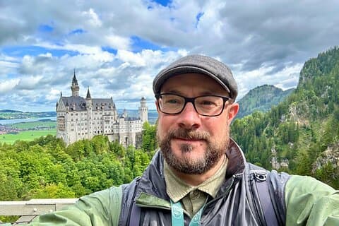 Private Neuschwanstein castle tour from Oberammergau village