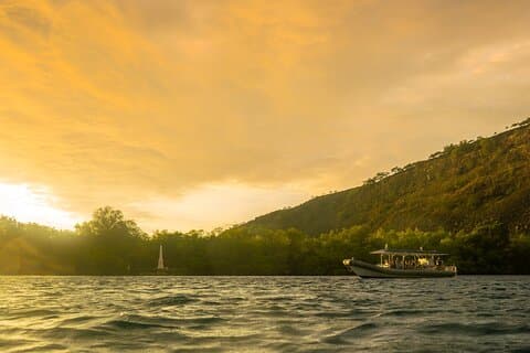 2,5 timmars Super-Raft Sunset Cruise