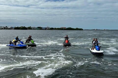 4-Hour Guided Jet Ski Tour From San Pedro to Caye Caulker