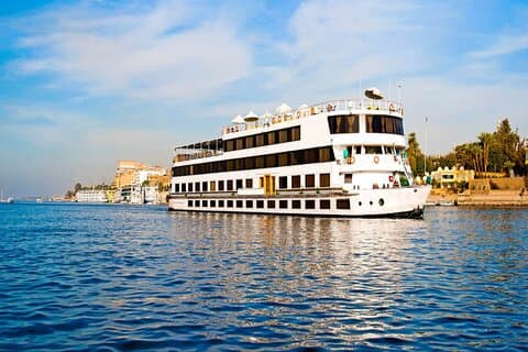 4 dages Nile Cruise i Aswan til Luxor med Abu Simbel og ballon