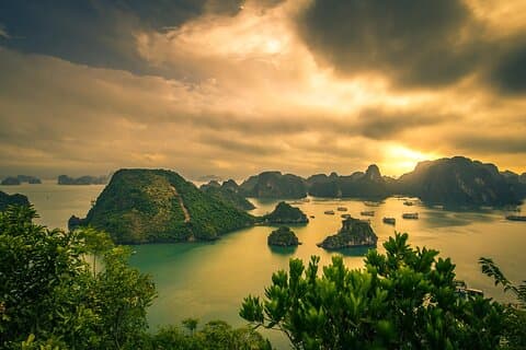 1 dag Ha Long & Ti Top Island på 5* krydstogt