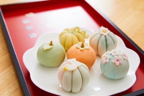 Making BeanPaste Rice Cake Experience in Seoul