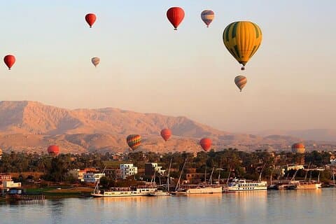 Luxor Sunrise Balloon Tour : Flyg ovanför antikens Egypten
