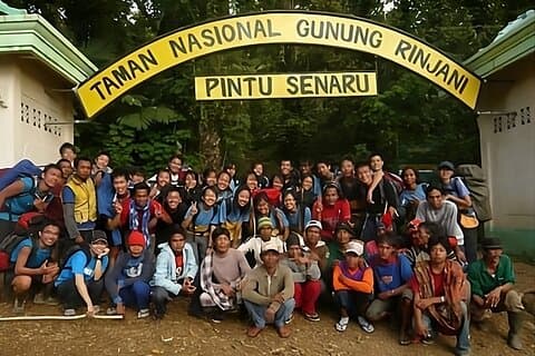 2-daagse begeleide wandeling naar de kraterrand van de berg Rinjani Senaru