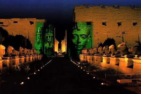 Luxor klank- en lichtshow in de Karnak-tempel