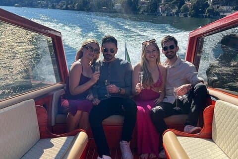 3 Horas Tour Privado en Barco de Madera visitando Bellagio 10 pax