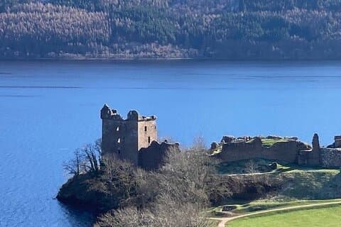 Tour circular invernal por el lago Ness de Inverness