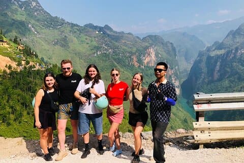 Guided Multi-2D/ 3D/ 4D Motorbike with JASMINE Tour in Ha Giang