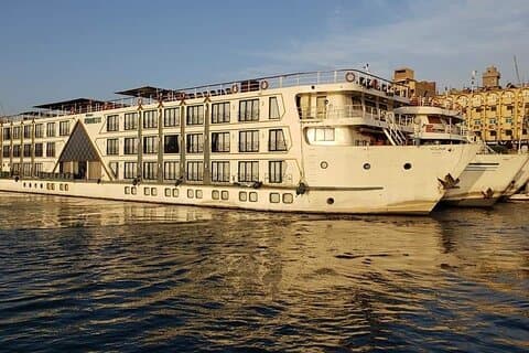 3-Night Nile Cruise from Aswan to Luxor & Abu Simbel + Balloon