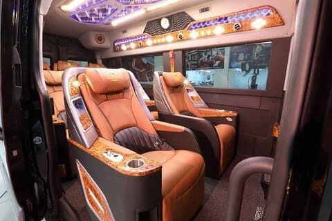 Privat transport Hanoi  Sapa One Way (Gratis hotellhenting)